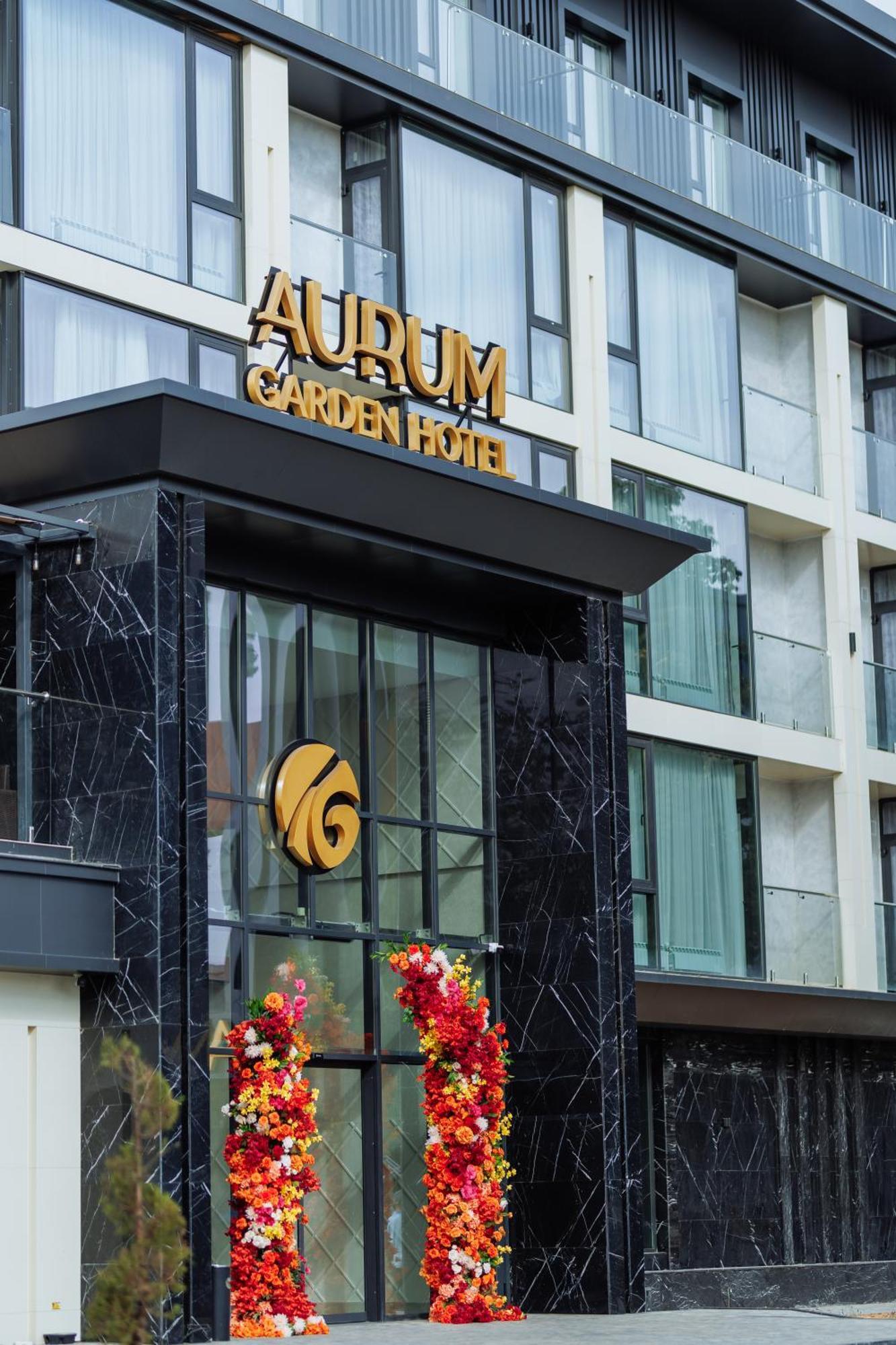 Aurum Garden Hotel Shymkent Exterior photo