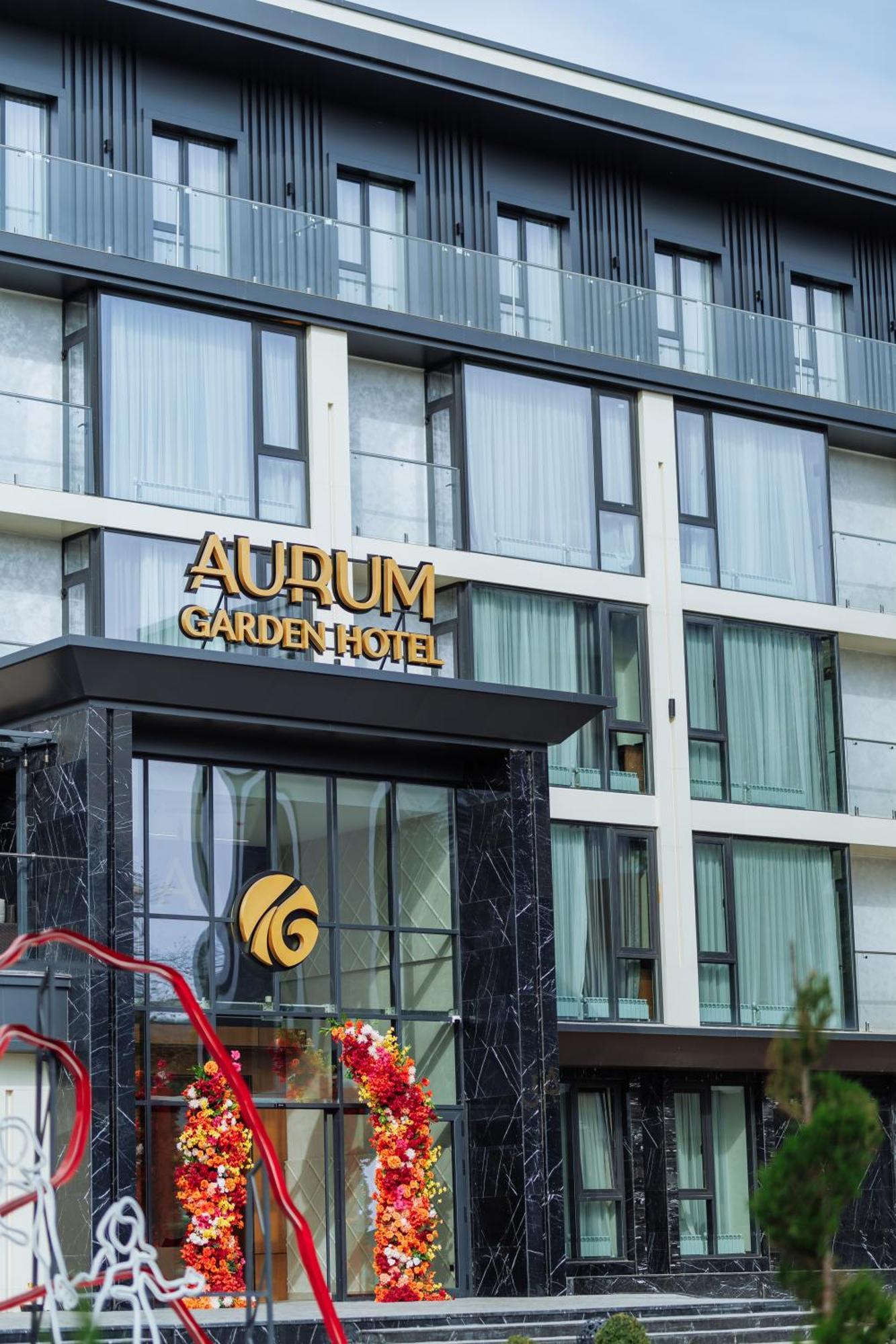Aurum Garden Hotel Shymkent Exterior photo